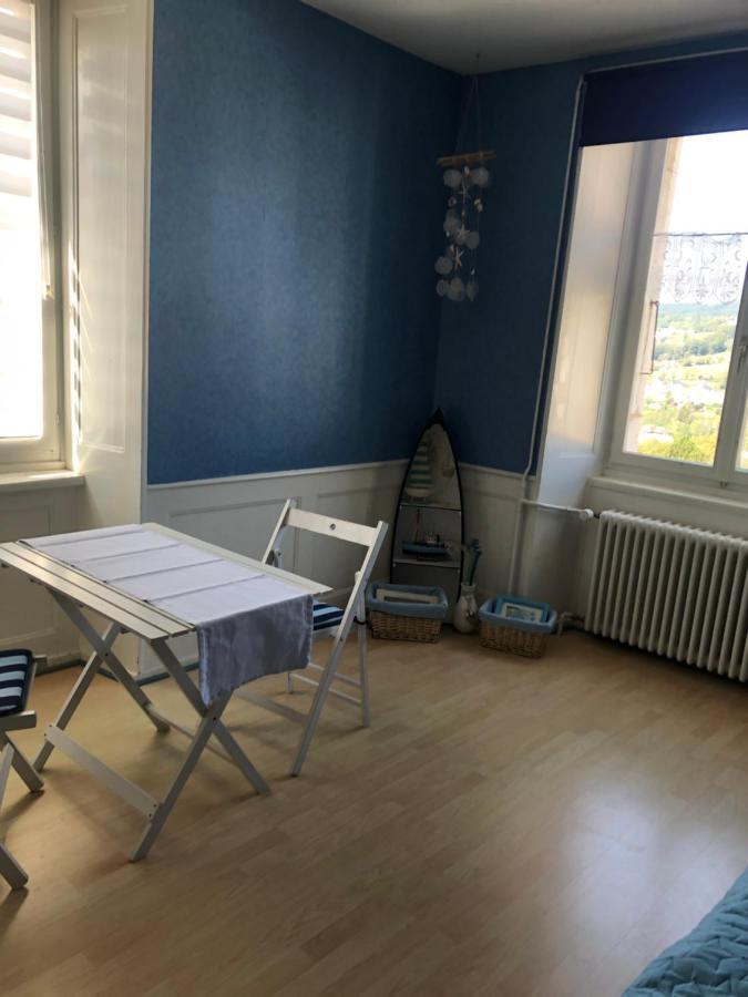 Chambres D'Hotes Le Passiflore Les Brenets Exterior foto
