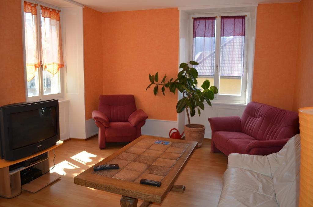 Chambres D'Hotes Le Passiflore Les Brenets Exterior foto